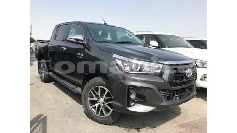 Big with watermark toyota hilux dhufar import dubai 2862