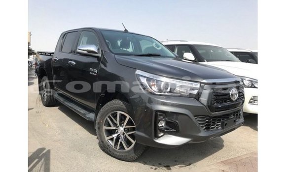 Buy Import Toyota Hilux Black Car in Import - Dubai in Dhufar Buy Import Toyota Hilux Black Car in Import - Dubai in Dhufar