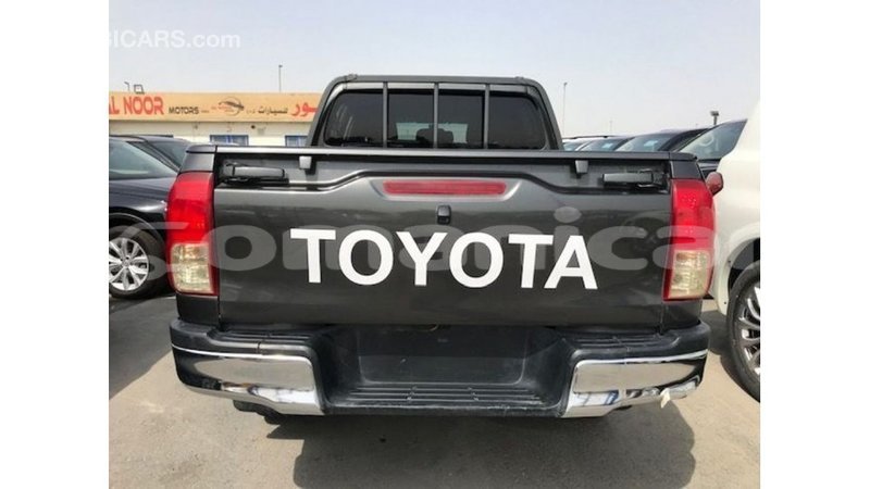 Big with watermark toyota hilux dhufar import dubai 2862