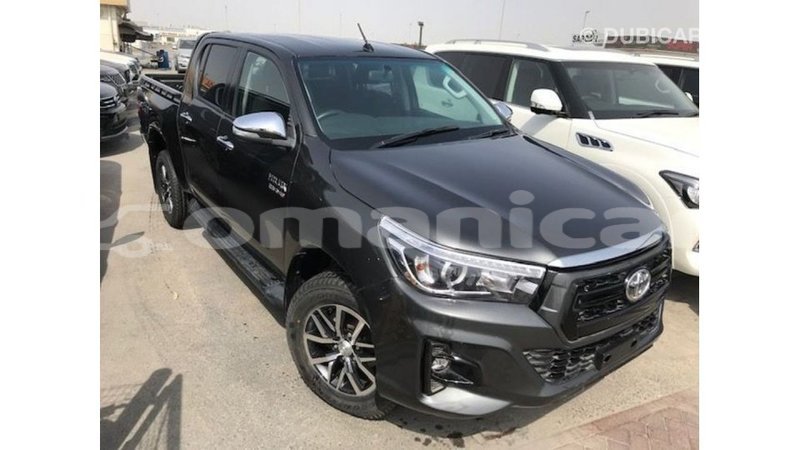 Big with watermark toyota hilux dhufar import dubai 2862