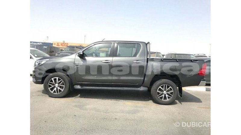 Big with watermark toyota hilux dhufar import dubai 2862