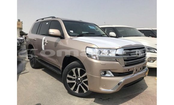 Buy Import Toyota Land Cruiser Other Car in Import - Dubai in Dhufar Buy Import Toyota Land Cruiser Other Car in Import - Dubai in Dhufar
