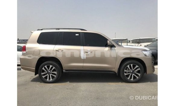 Buy Import Toyota Land Cruiser Other Car in Import - Dubai in Dhufar Buy Import Toyota Land Cruiser Other Car in Import - Dubai in Dhufar