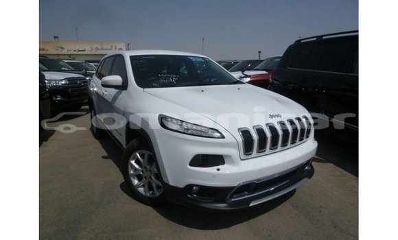 Buy Import Jeep Cherokee White Car in Import - Dubai in Dhufar