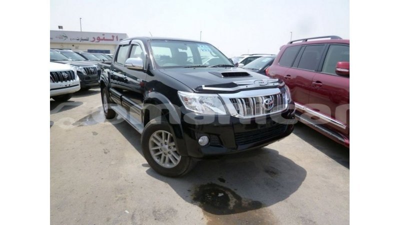 Big with watermark toyota hilux dhufar import dubai 2870