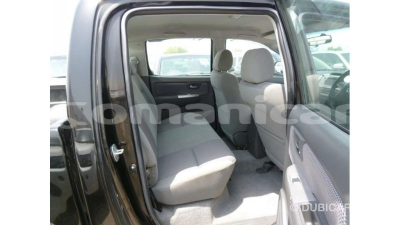 Big with watermark toyota hilux dhufar import dubai 2870