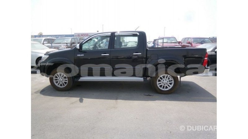 Big with watermark toyota hilux dhufar import dubai 2870