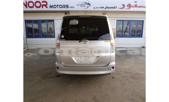 Buy Import Toyota Voxy Other Car in Import - Dubai in Dhufar Buy Import Toyota Voxy Other Car in Import - Dubai in Dhufar