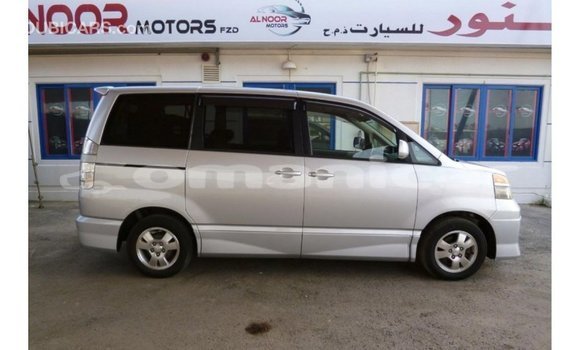 Buy Import Toyota Voxy Other Car in Import - Dubai in Dhufar Buy Import Toyota Voxy Other Car in Import - Dubai in Dhufar