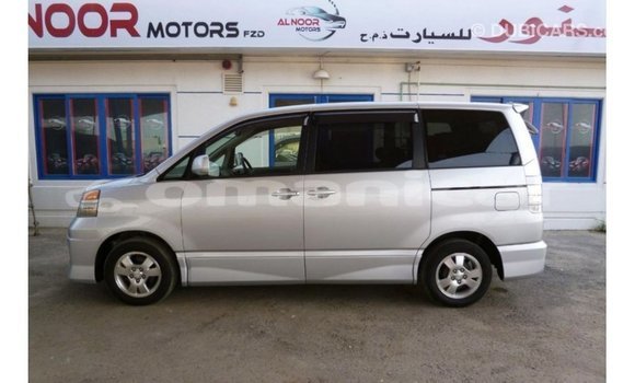 Buy Import Toyota Voxy Other Car in Import - Dubai in Dhufar Buy Import Toyota Voxy Other Car in Import - Dubai in Dhufar