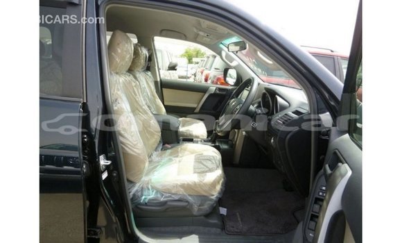 Buy Import Toyota Prado Blue Car in Import - Dubai in Dhufar Buy Import Toyota Prado Blue Car in Import - Dubai in Dhufar