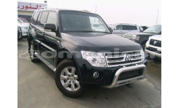 Buy Import Mitsubishi Pajero Black Car in Import - Dubai in Dhufar Buy Import Mitsubishi Pajero Black Car in Import - Dubai in Dhufar