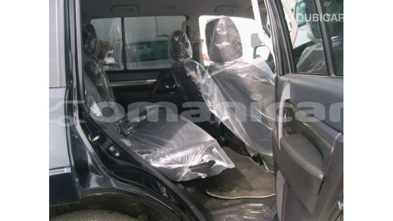 Big with watermark mitsubishi pajero dhufar import dubai 2882