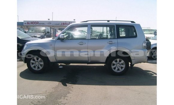Buy Import Mitsubishi Pajero Other Car in Import - Dubai in Dhufar Buy Import Mitsubishi Pajero Other Car in Import - Dubai in Dhufar