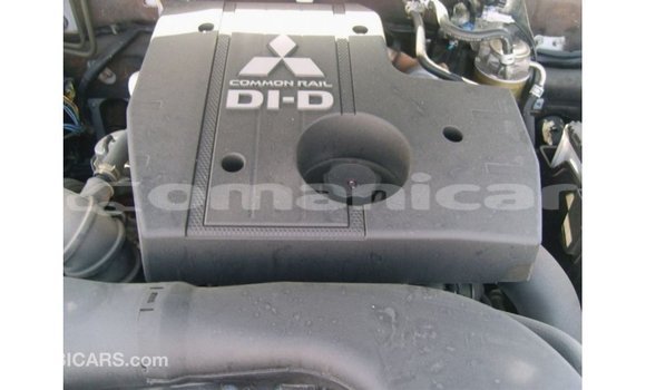 Buy Import Mitsubishi Pajero Other Car in Import - Dubai in Dhufar Buy Import Mitsubishi Pajero Other Car in Import - Dubai in Dhufar