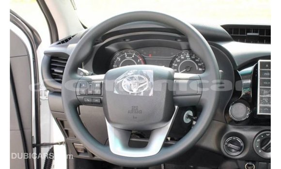 Buy Import Toyota Hilux White Car in Import - Dubai in Dhufar Buy Import Toyota Hilux White Car in Import - Dubai in Dhufar