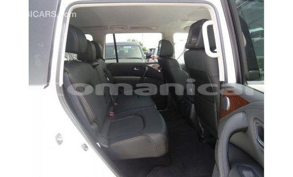 Buy Import Nissan Patrol White Car in Import - Dubai in Dhufar Buy Import Nissan Patrol White Car in Import - Dubai in Dhufar