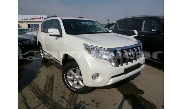 Buy Import Toyota Prado White Car in Import - Dubai in Dhufar Buy Import Toyota Prado White Car in Import - Dubai in Dhufar
