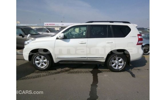 Buy Import Toyota Prado White Car in Import - Dubai in Dhufar Buy Import Toyota Prado White Car in Import - Dubai in Dhufar