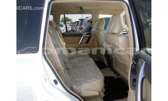 Buy Import Toyota Prado White Car in Import - Dubai in Dhufar Buy Import Toyota Prado White Car in Import - Dubai in Dhufar