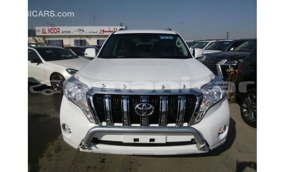 Buy Import Toyota Prado White Car in Import - Dubai in Dhufar Buy Import Toyota Prado White Car in Import - Dubai in Dhufar