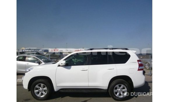 Buy Import Toyota Prado White Car in Import - Dubai in Dhufar Buy Import Toyota Prado White Car in Import - Dubai in Dhufar