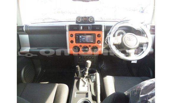 Buy Import Toyota FJ Cruiser Other Car in Import - Dubai in Dhufar Buy Import Toyota FJ Cruiser Other Car in Import - Dubai in Dhufar