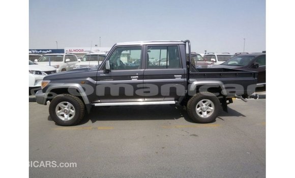 Buy Import Toyota Land Cruiser Other Car in Import - Dubai in Dhufar Buy Import Toyota Land Cruiser Other Car in Import - Dubai in Dhufar