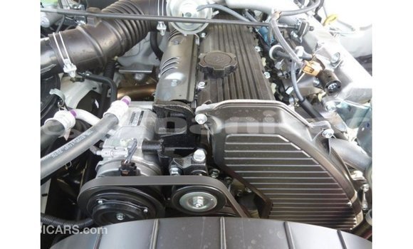 Buy Import Toyota Land Cruiser White Car in Import - Dubai in Dhufar Buy Import Toyota Land Cruiser White Car in Import - Dubai in Dhufar