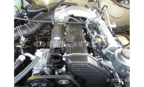 Buy Import Toyota Land Cruiser Beige Car in Import - Dubai in Dhufar Buy Import Toyota Land Cruiser Beige Car in Import - Dubai in Dhufar