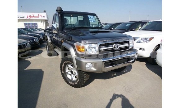 Buy Import Toyota Land Cruiser Other Car in Import - Dubai in Dhufar Buy Import Toyota Land Cruiser Other Car in Import - Dubai in Dhufar