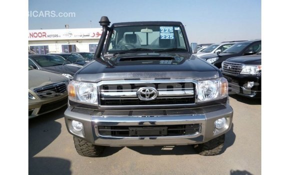 Buy Import Toyota Land Cruiser Other Car in Import - Dubai in Dhufar Buy Import Toyota Land Cruiser Other Car in Import - Dubai in Dhufar