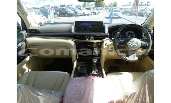 Buy Import Lexus LX White Car in Import - Dubai in Dhufar Buy Import Lexus LX White Car in Import - Dubai in Dhufar