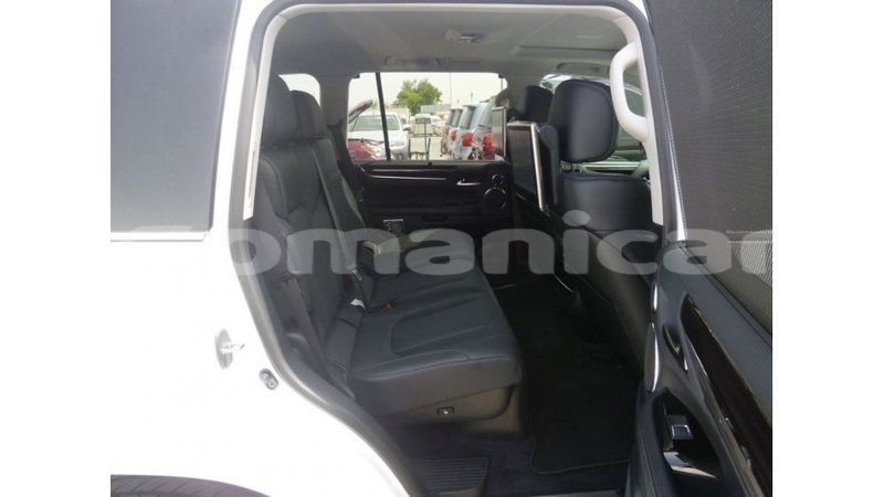 Big with watermark lexus lx dhufar import dubai 2920