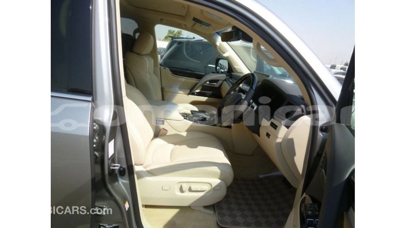Big with watermark lexus lx dhufar import dubai 2923