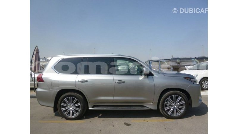Big with watermark lexus lx dhufar import dubai 2923