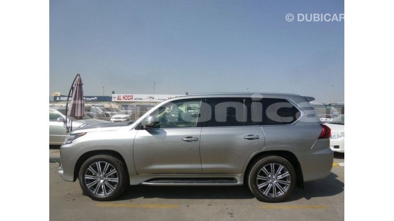 Big with watermark lexus lx dhufar import dubai 2923