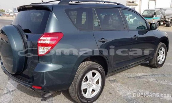Buy Import Toyota RAV4 Green Car in Import - Dubai in Dhufar Buy Import Toyota RAV4 Green Car in Import - Dubai in Dhufar