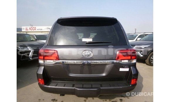 Buy Import Toyota Land Cruiser Other Car in Import - Dubai in Dhufar Buy Import Toyota Land Cruiser Other Car in Import - Dubai in Dhufar