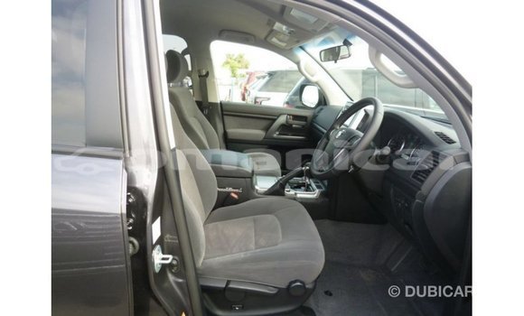 Buy Import Toyota Land Cruiser Other Car in Import - Dubai in Dhufar Buy Import Toyota Land Cruiser Other Car in Import - Dubai in Dhufar