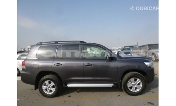 Buy Import Toyota Land Cruiser Other Car in Import - Dubai in Dhufar Buy Import Toyota Land Cruiser Other Car in Import - Dubai in Dhufar