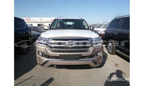 Buy Import Toyota Land Cruiser Other Car in Import - Dubai in Dhufar Buy Import Toyota Land Cruiser Other Car in Import - Dubai in Dhufar