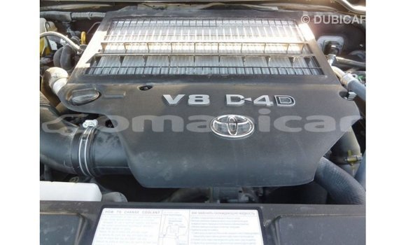 Buy Import Toyota Land Cruiser Other Car in Import - Dubai in Dhufar Buy Import Toyota Land Cruiser Other Car in Import - Dubai in Dhufar