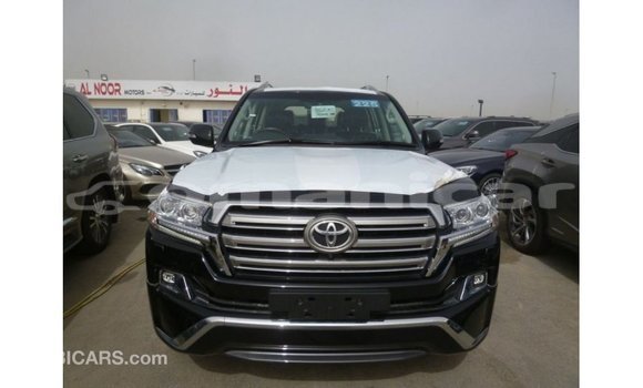 Buy Import Toyota Land Cruiser Black Car in Import - Dubai in Dhufar Buy Import Toyota Land Cruiser Black Car in Import - Dubai in Dhufar