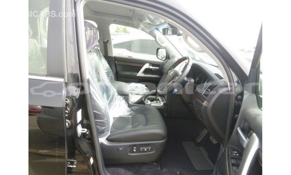 Buy Import Toyota Land Cruiser Black Car in Import - Dubai in Dhufar Buy Import Toyota Land Cruiser Black Car in Import - Dubai in Dhufar