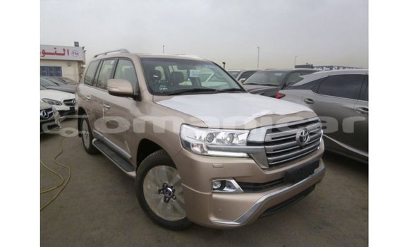 Buy Import Toyota Land Cruiser Other Car in Import - Dubai in Dhufar Buy Import Toyota Land Cruiser Other Car in Import - Dubai in Dhufar