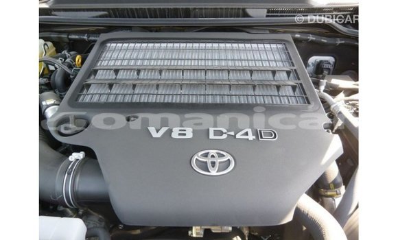 Buy Import Toyota Land Cruiser Black Car in Import - Dubai in Dhufar Buy Import Toyota Land Cruiser Black Car in Import - Dubai in Dhufar