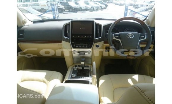 Buy Import Toyota Land Cruiser Brown Car in Import - Dubai in Dhufar Buy Import Toyota Land Cruiser Brown Car in Import - Dubai in Dhufar