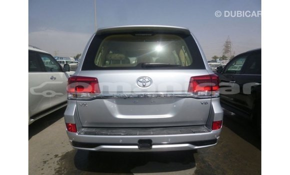 Buy Import Toyota Land Cruiser Other Car in Import - Dubai in Dhufar Buy Import Toyota Land Cruiser Other Car in Import - Dubai in Dhufar