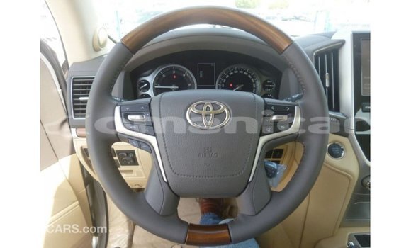 Buy Import Toyota Land Cruiser Other Car in Import - Dubai in Dhufar Buy Import Toyota Land Cruiser Other Car in Import - Dubai in Dhufar